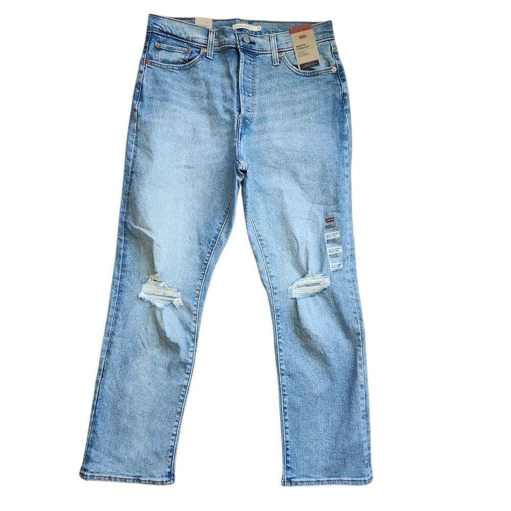 Levis Jeans Wedgie High Rise Straight‎  Womens 14 Short Distressed Light Wash